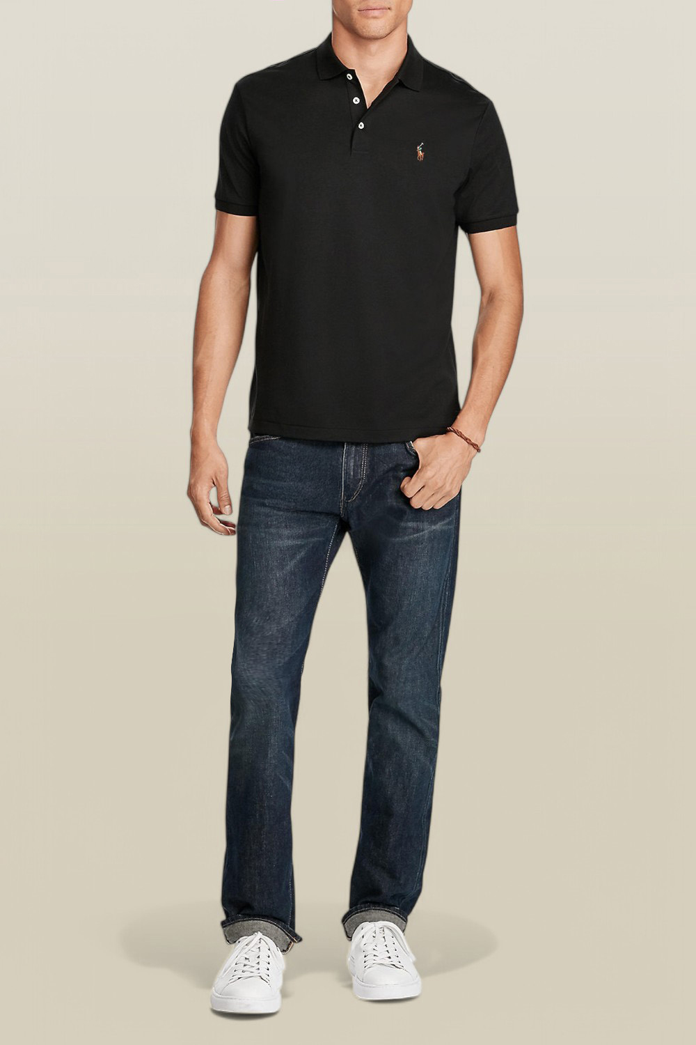 תמונת כל הלוק של חולצת פולו